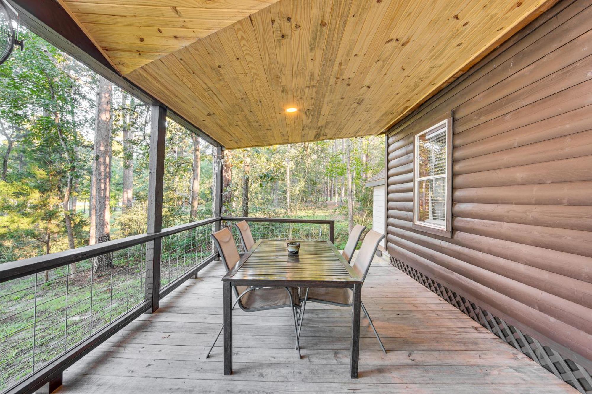 Lakefront Crockett Cabin With Boathouse And Kayaks! Villa Reynard Exterior photo