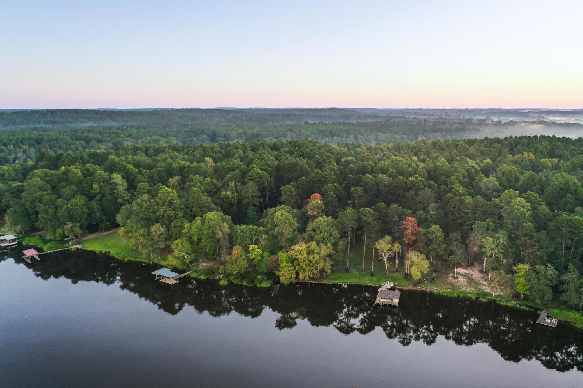 Lakefront Crockett Cabin With Boathouse And Kayaks! Villa Reynard Exterior photo